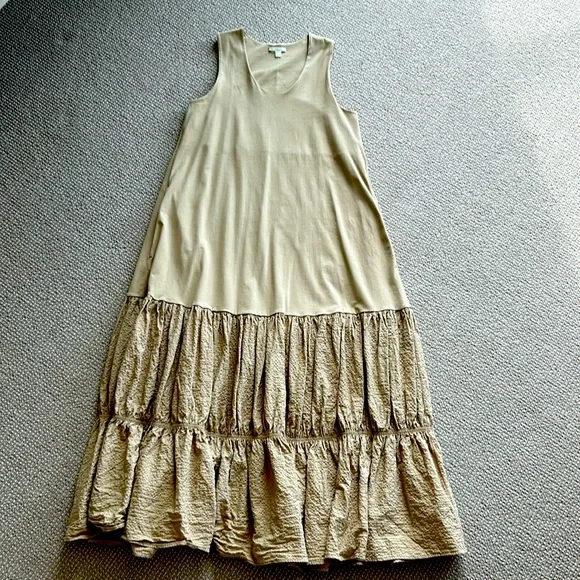 Maxi Dress with Pockets - Picture 1 of 9